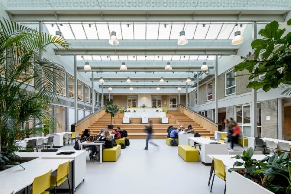 Optimale Lichtinval en Flexibiliteit: Modulaire Lichtstraten